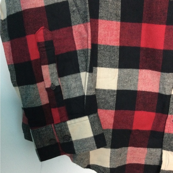 Men's Croft & Barrow Large Flannel Shirt Plaid Buffalo Red White Long Sleeve NWT - Picture 7 of 9